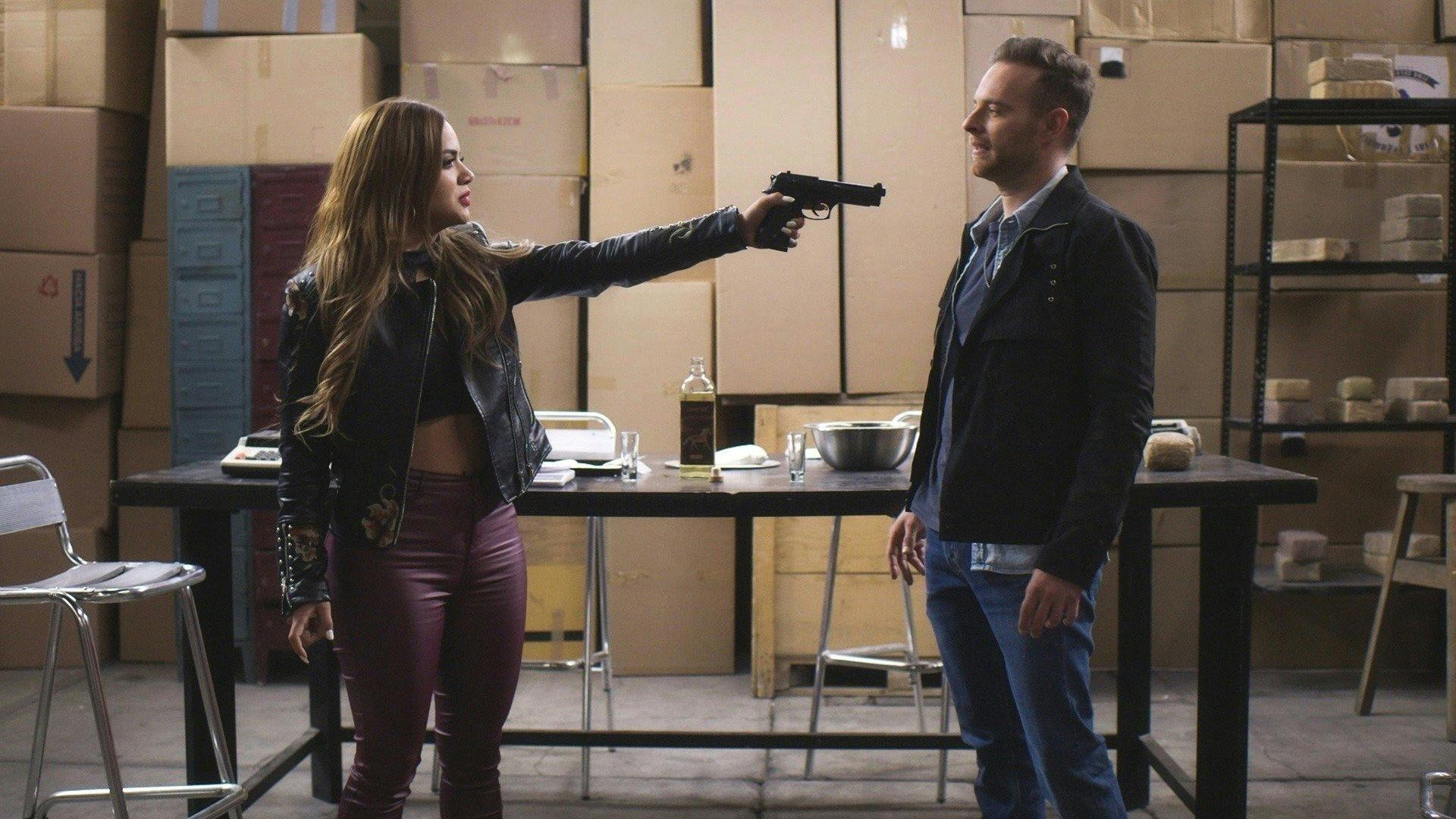 Falsa Identidade - episódio 1x85