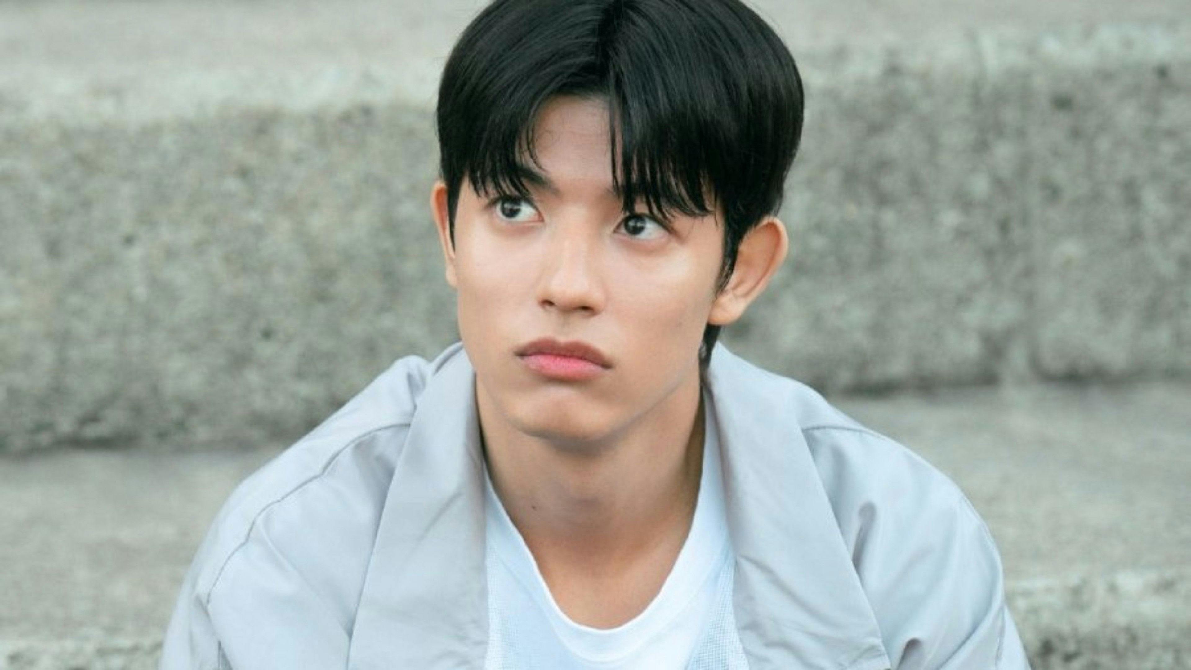 De Repente Humana backdrop