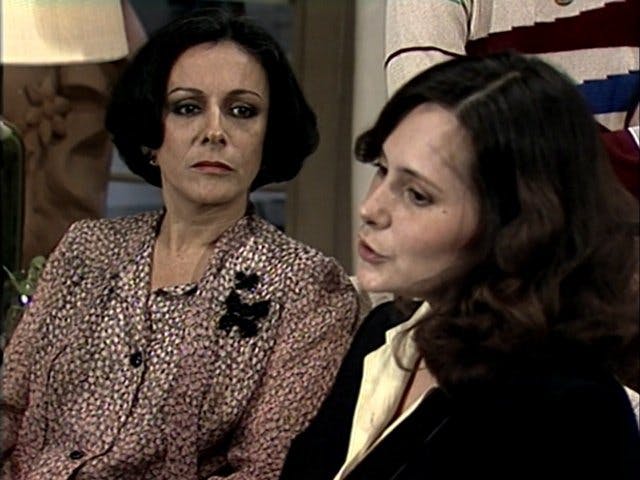 Plumas & Paetês - episódio 1x12
