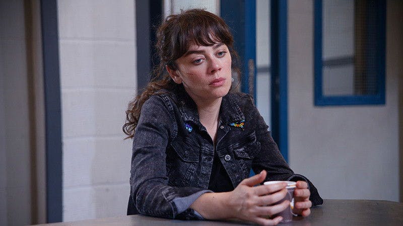 Prisão de Mulheres - episódio 1x11