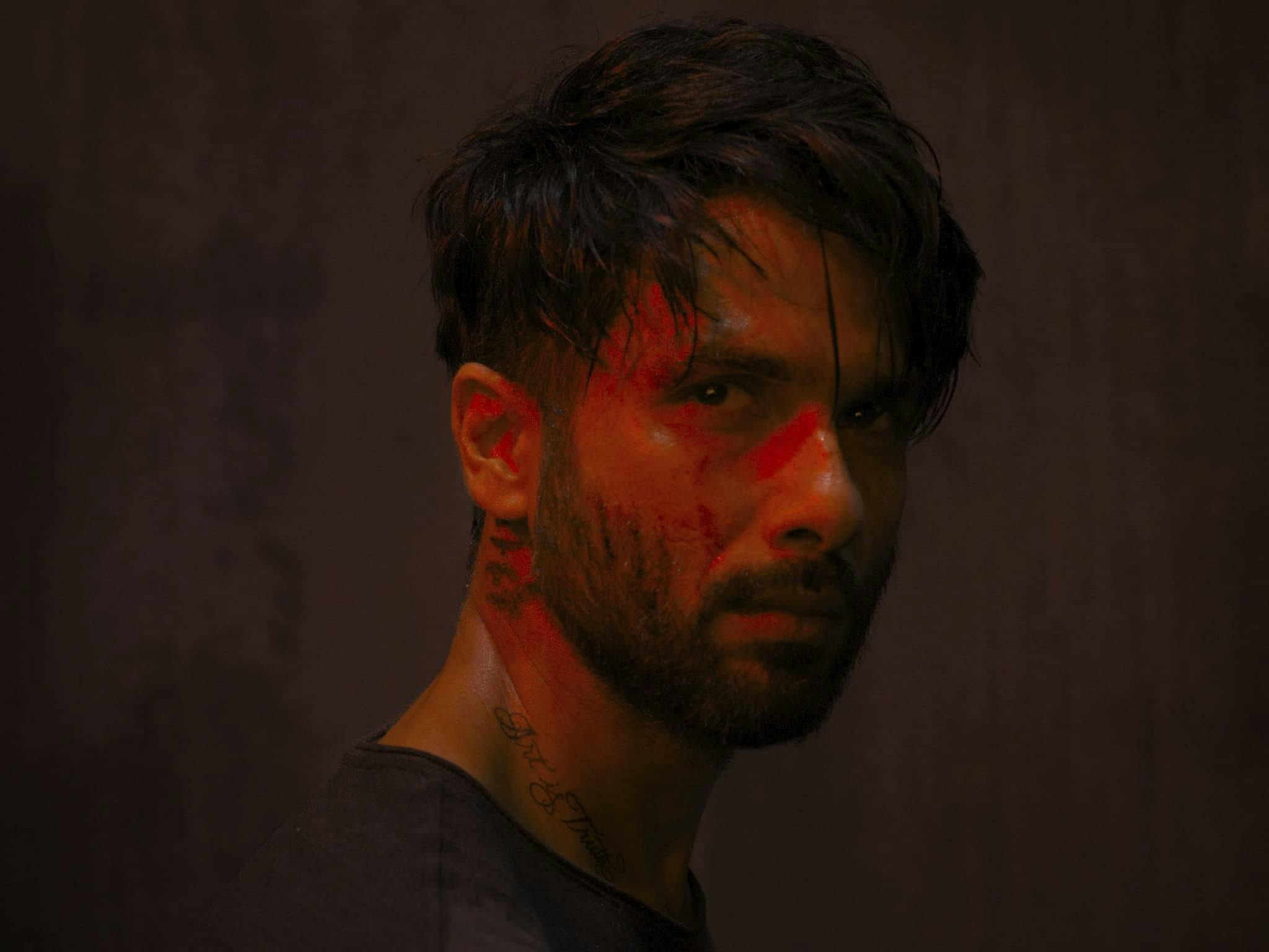 Fakes - episódio 1x8