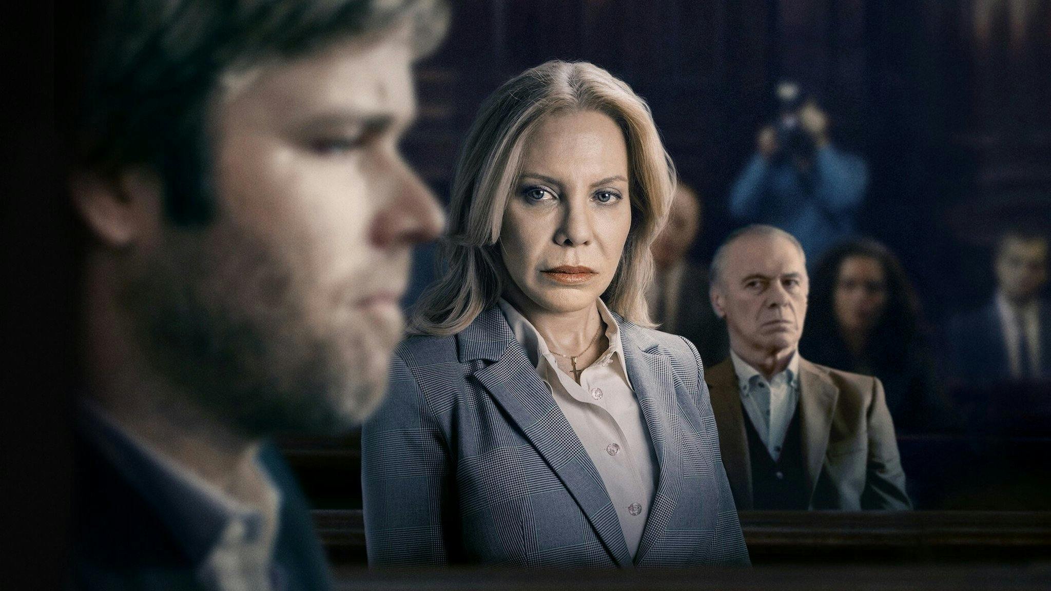 Crimes de Família backdrop