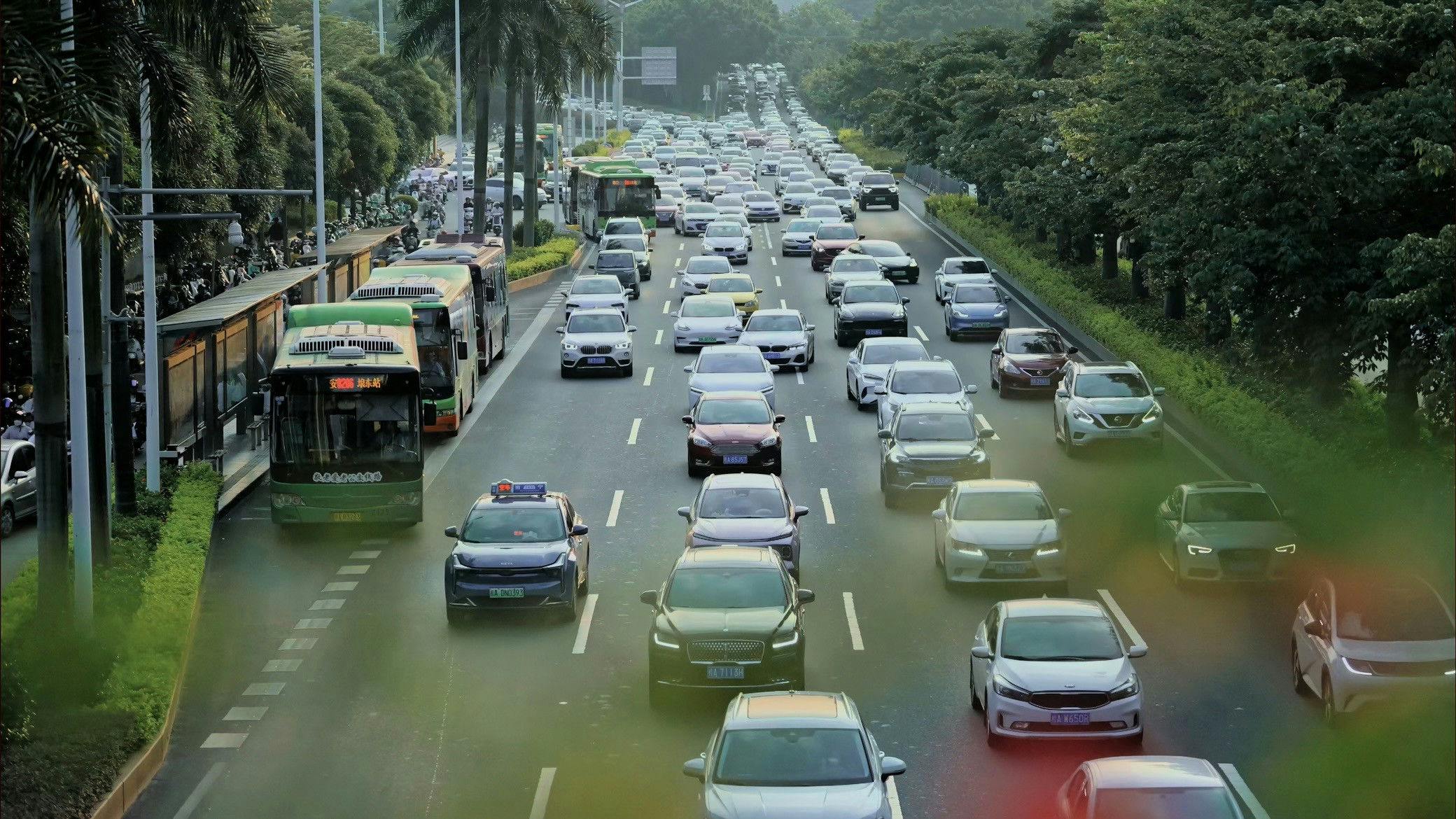 Loving Strangers - episódio 1x5