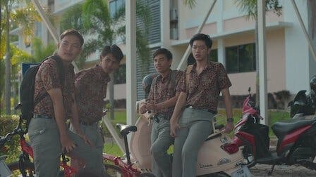 Sr. Meia-Noite: Cuidado com os Monstros - episódio 1x5