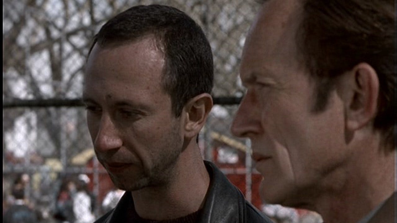 Millennium - episódio 1x21