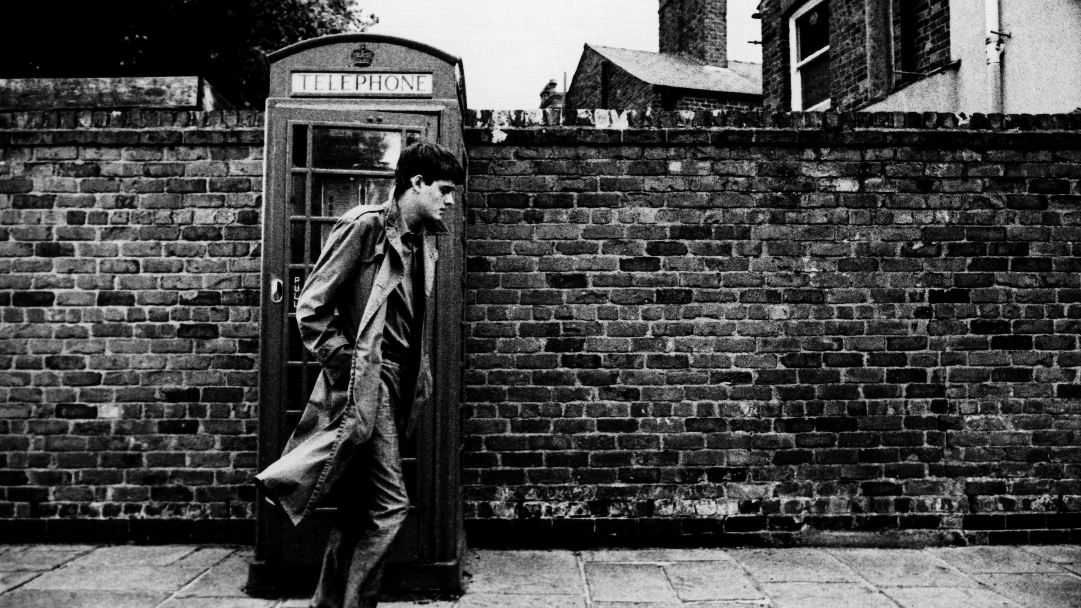 Controle: A História de Ian Curtis backdrop