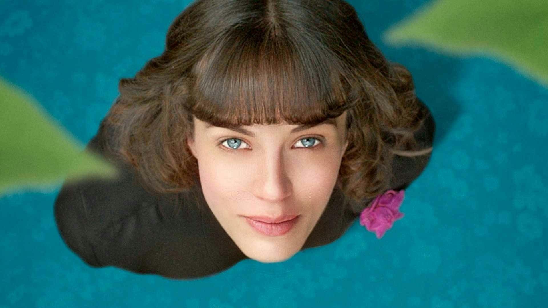 Uma Beleza Fantástica backdrop