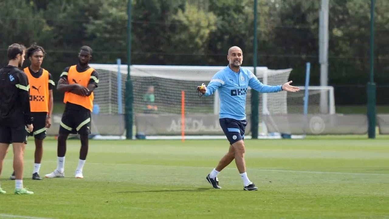 Unidos: Manchester City Tricampeão - episódio 1x1