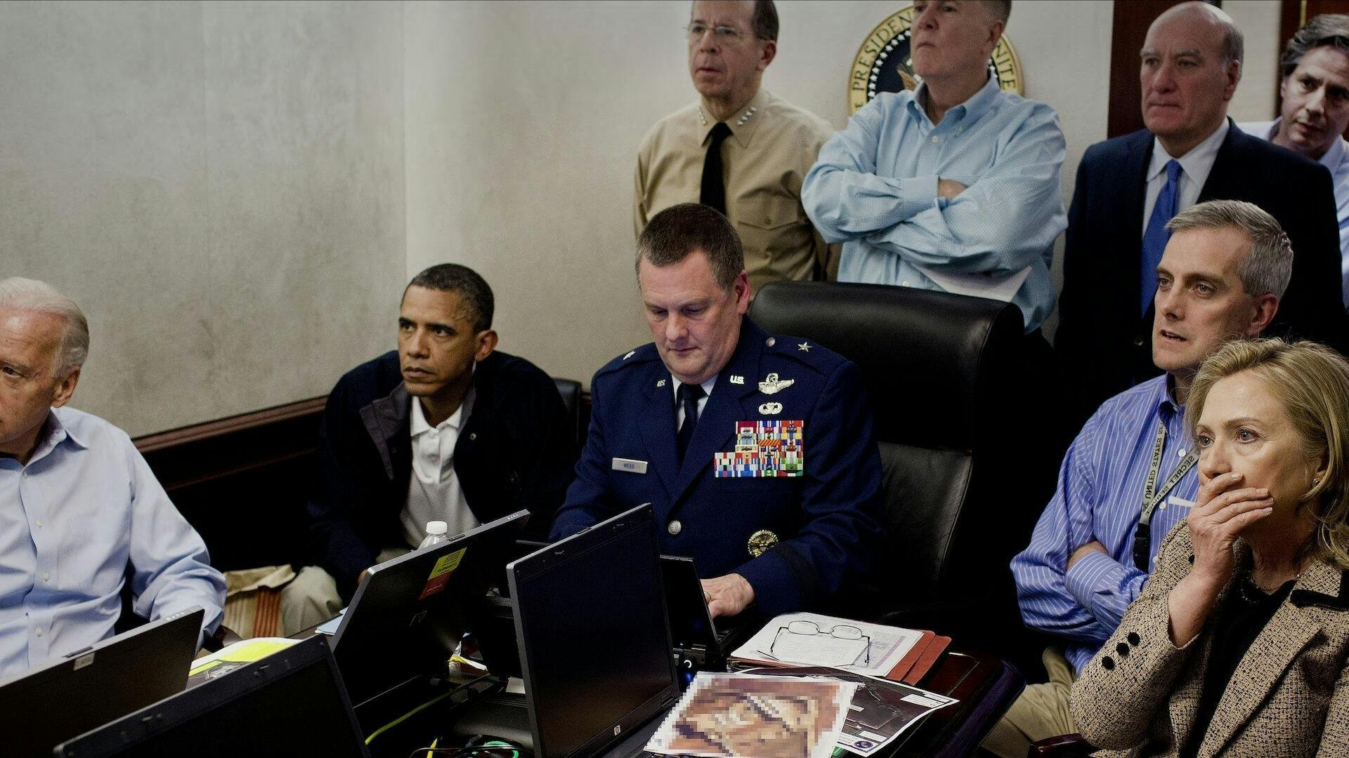 Procurados - EUA: Osama Bin Laden - episódio 1x3