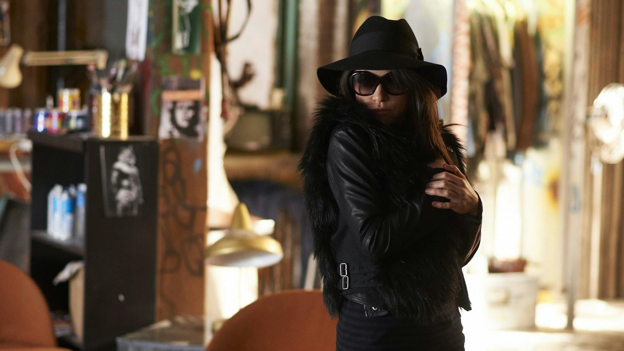 Orphan Black - episódio 1x2