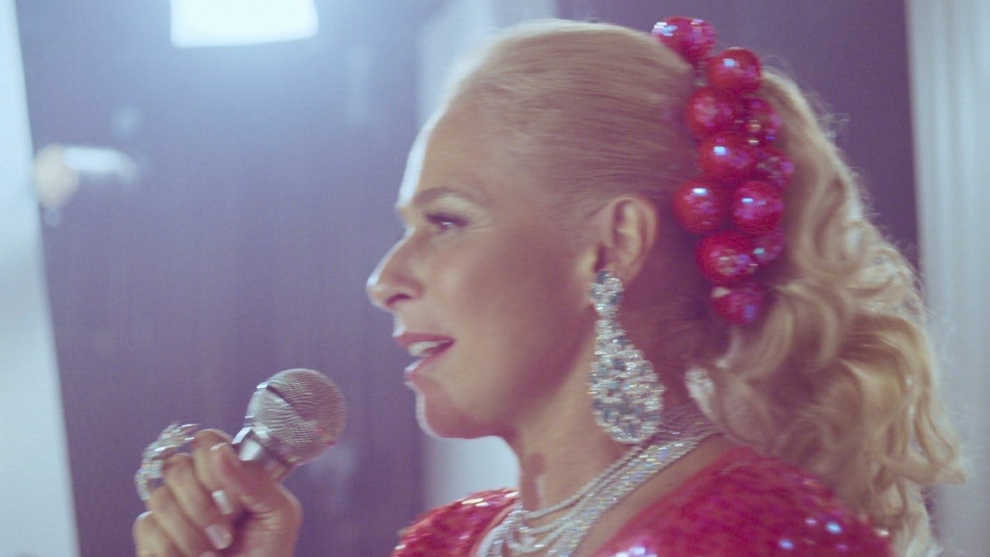Hebe - episódio 1x1