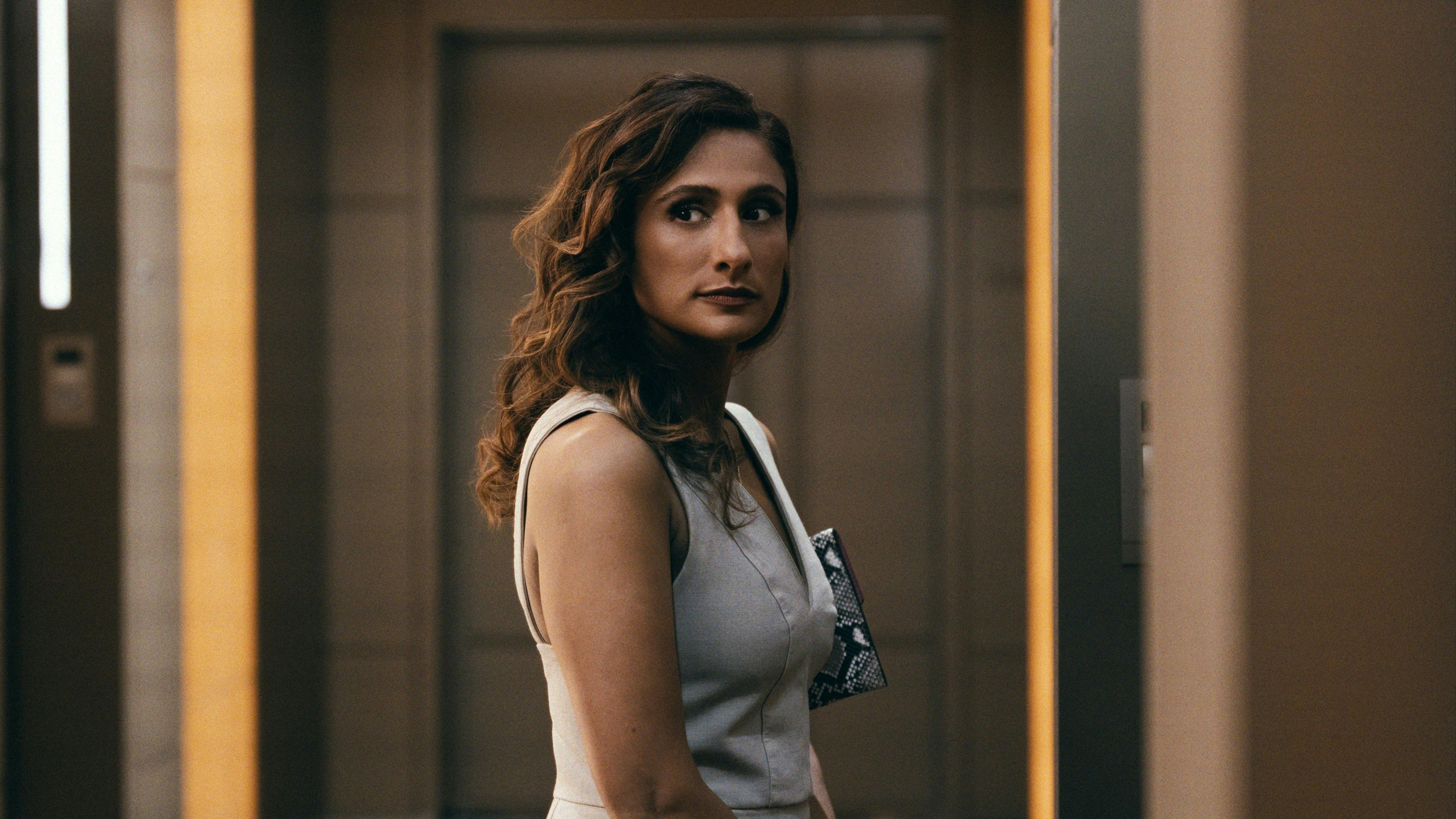 Expatriadas - episódio 1x1