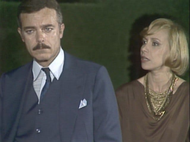 A Sucessora - episódio 1x17