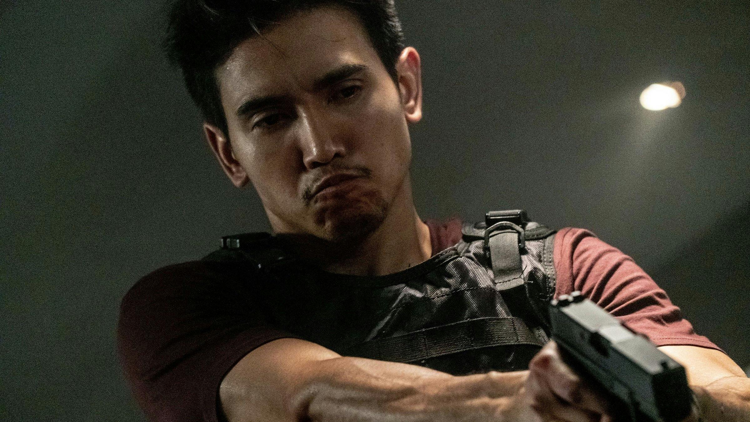 Duro na Queda backdrop