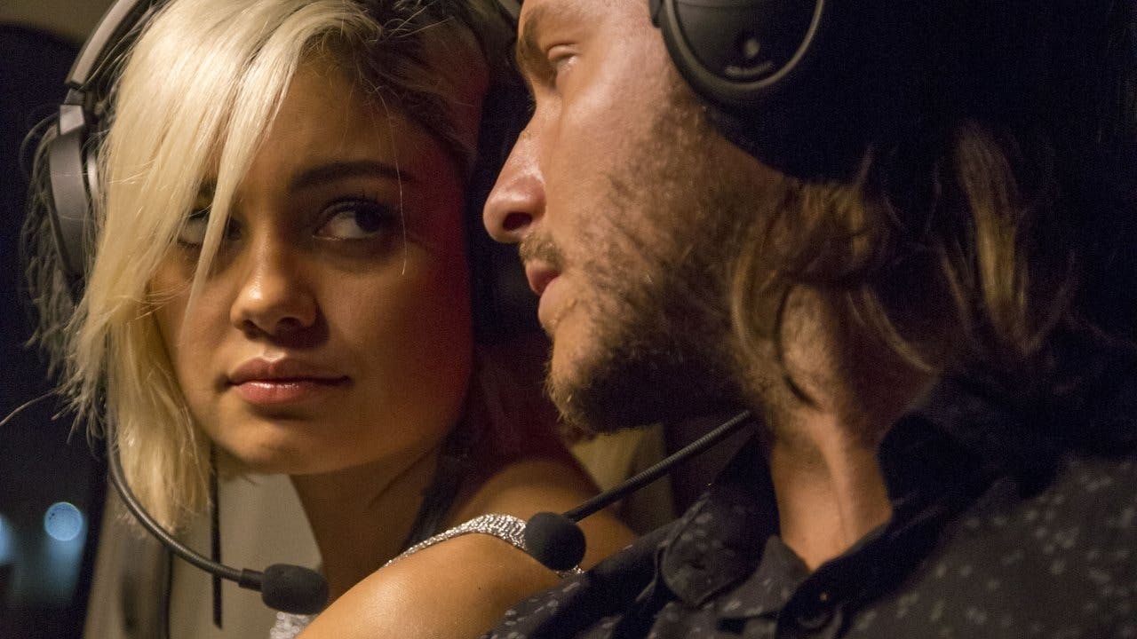 Ilha de Ferro - episódio 1x8