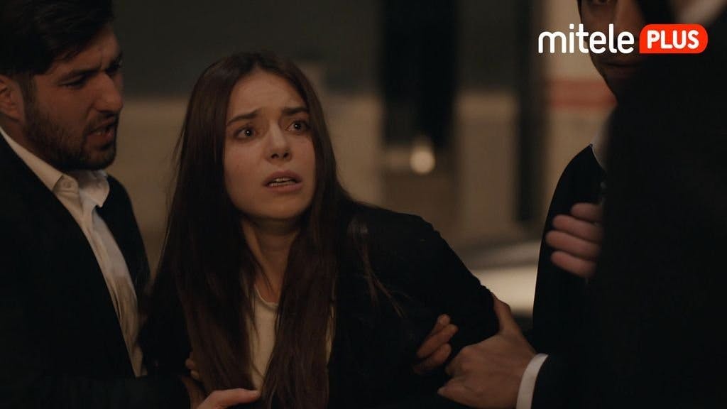 Sombras do Passado - episódio 1x67