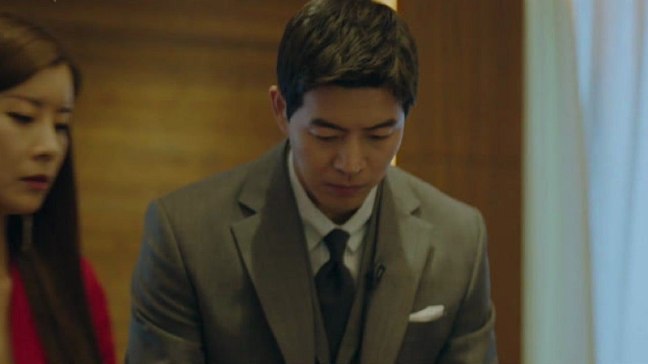 VIP - episódio 1x8