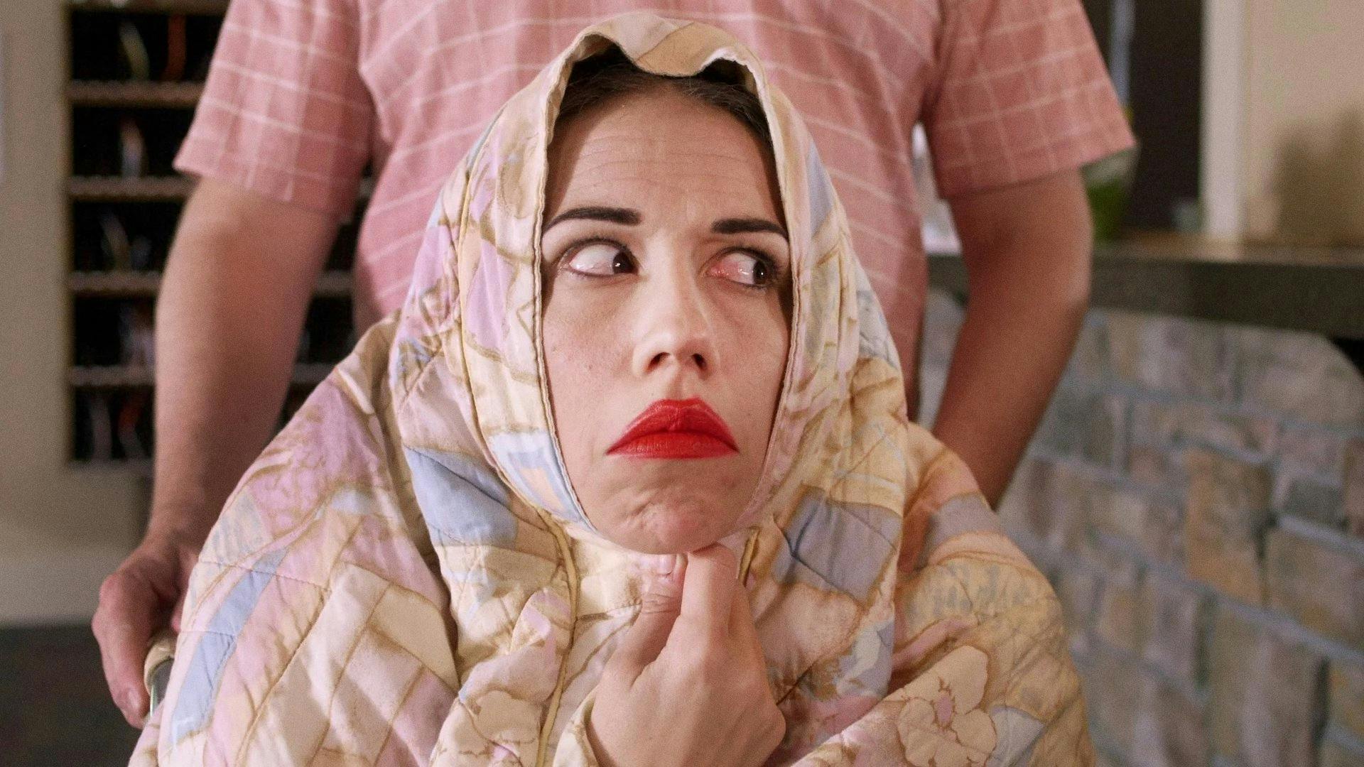 Haters Back Off - episódio 1x3