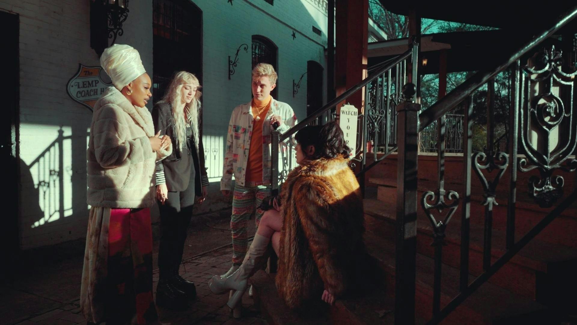 Fantasmas no Armário - episódio 1x8