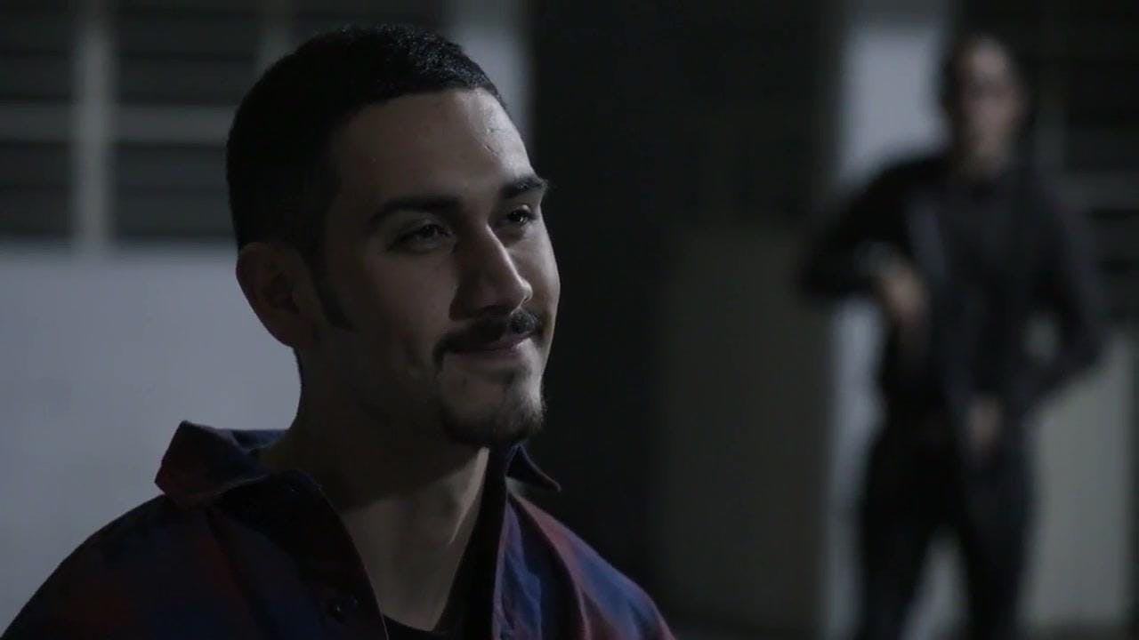 Inimigo Íntimo - episódio 1x27