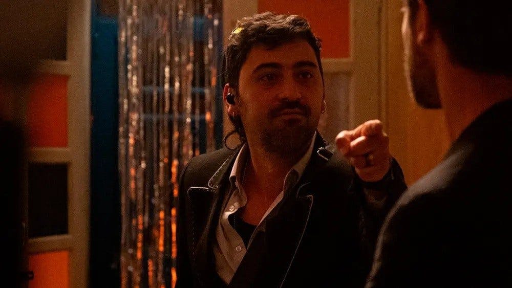 Novo Rico, Novo Pobre - episódio 1x54