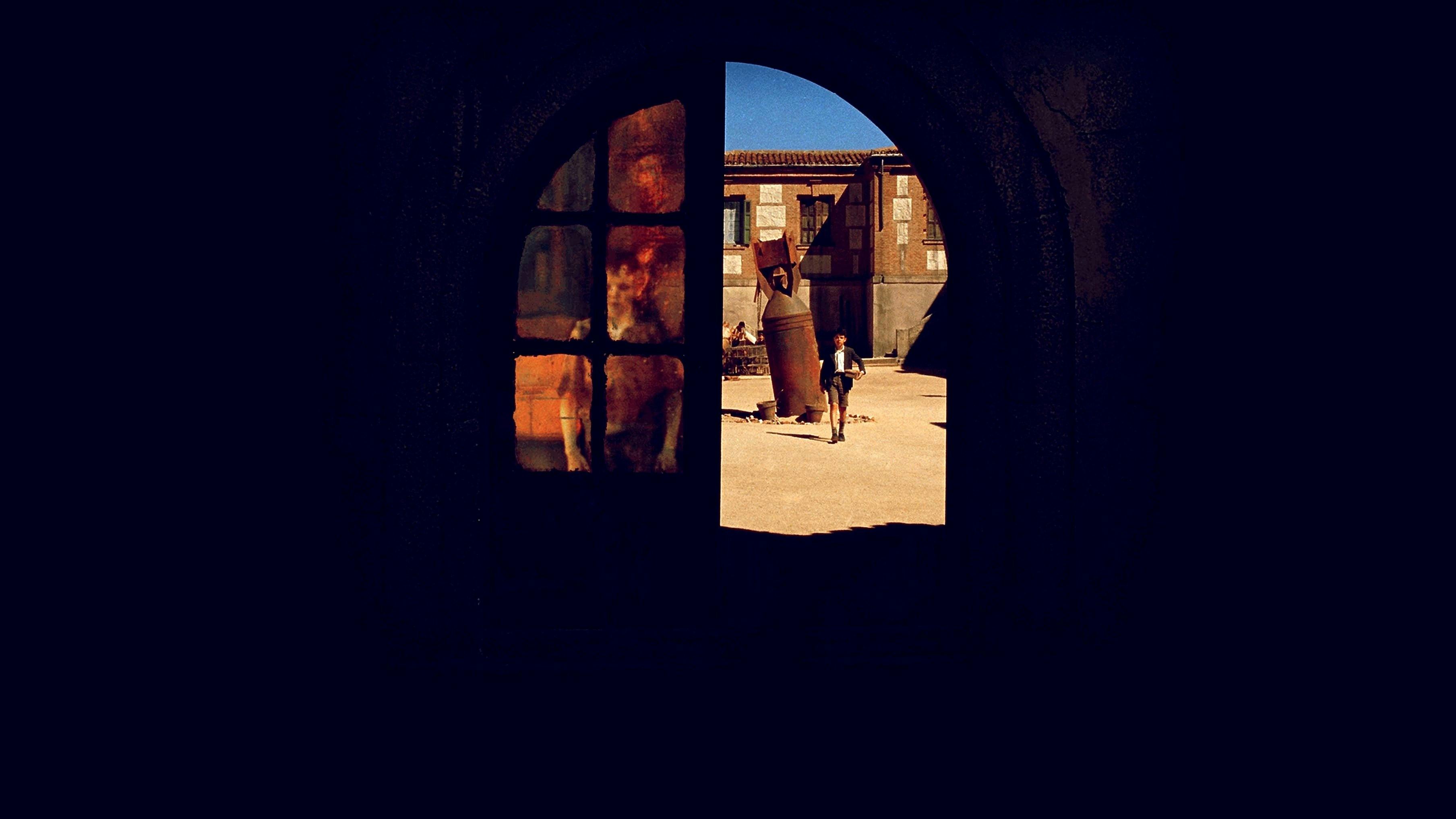 A Espinha do Diabo backdrop