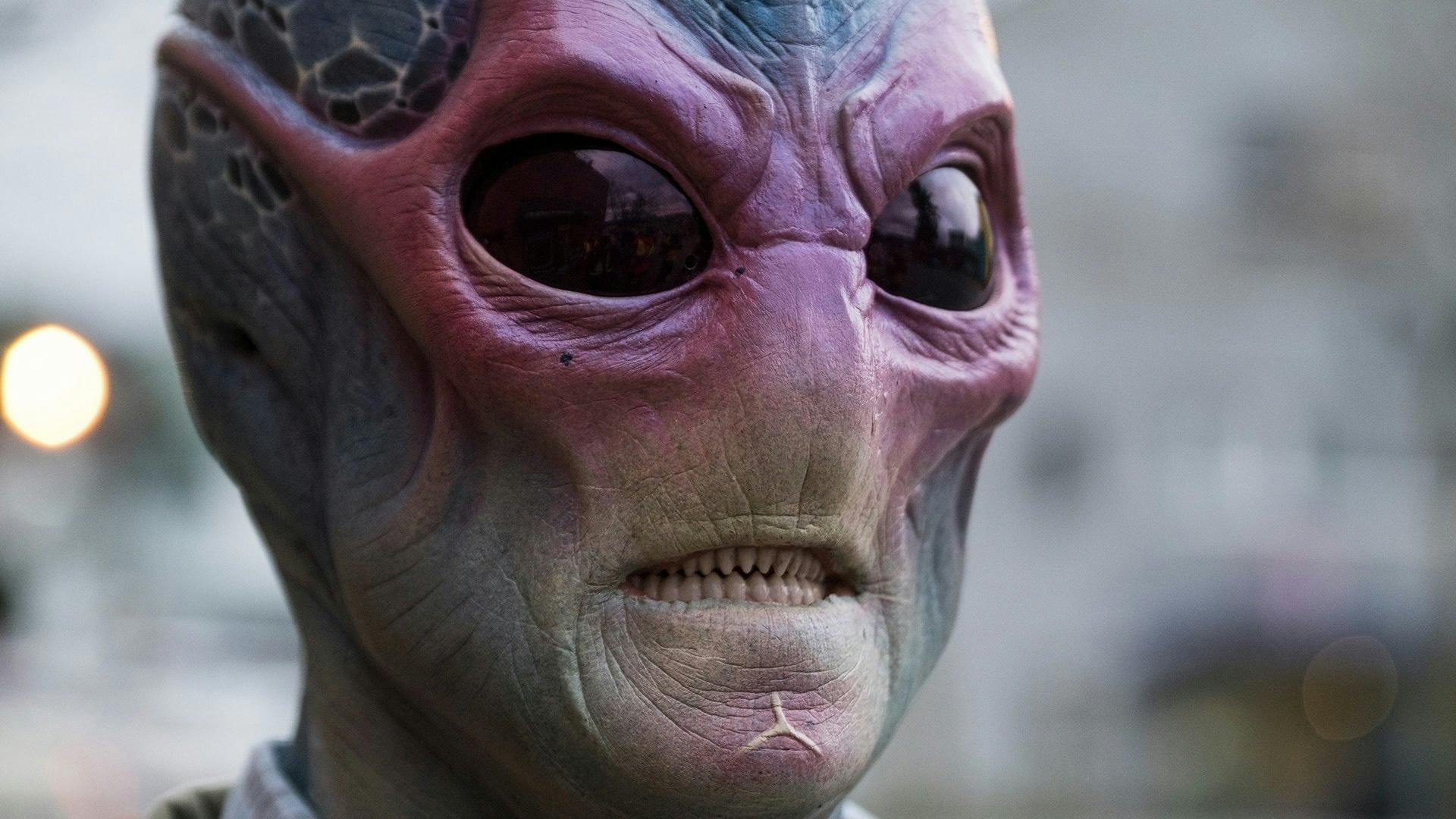Resident Alien - episódio 1x4