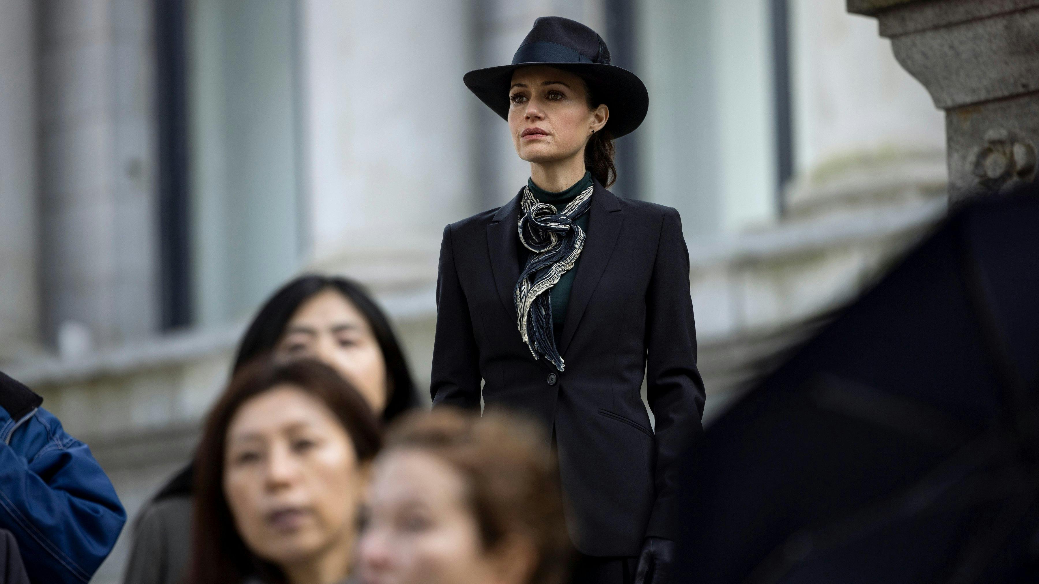 A Queda da Casa de Usher - episódio 1x8