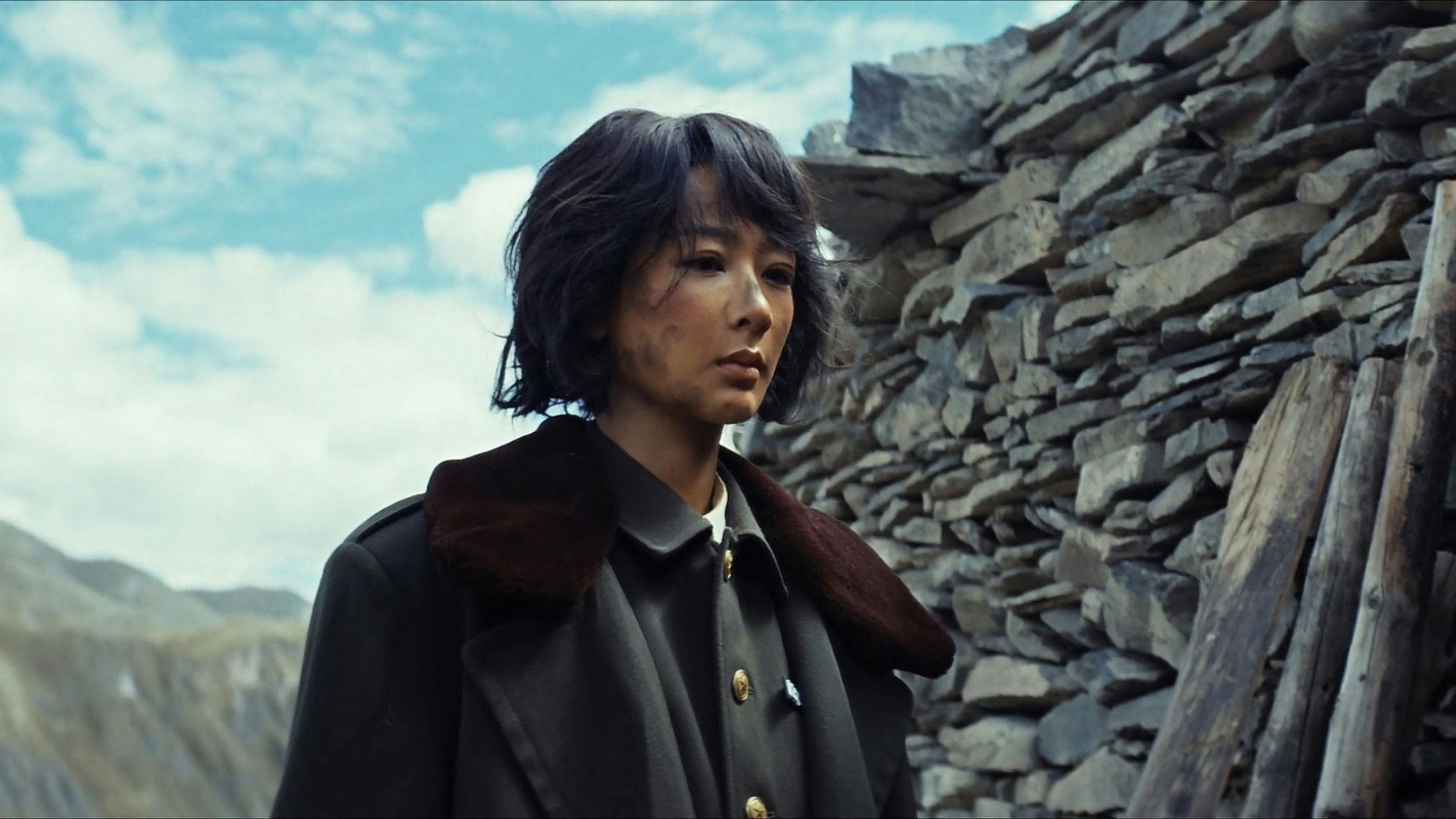 Born to Be Alive backdrop