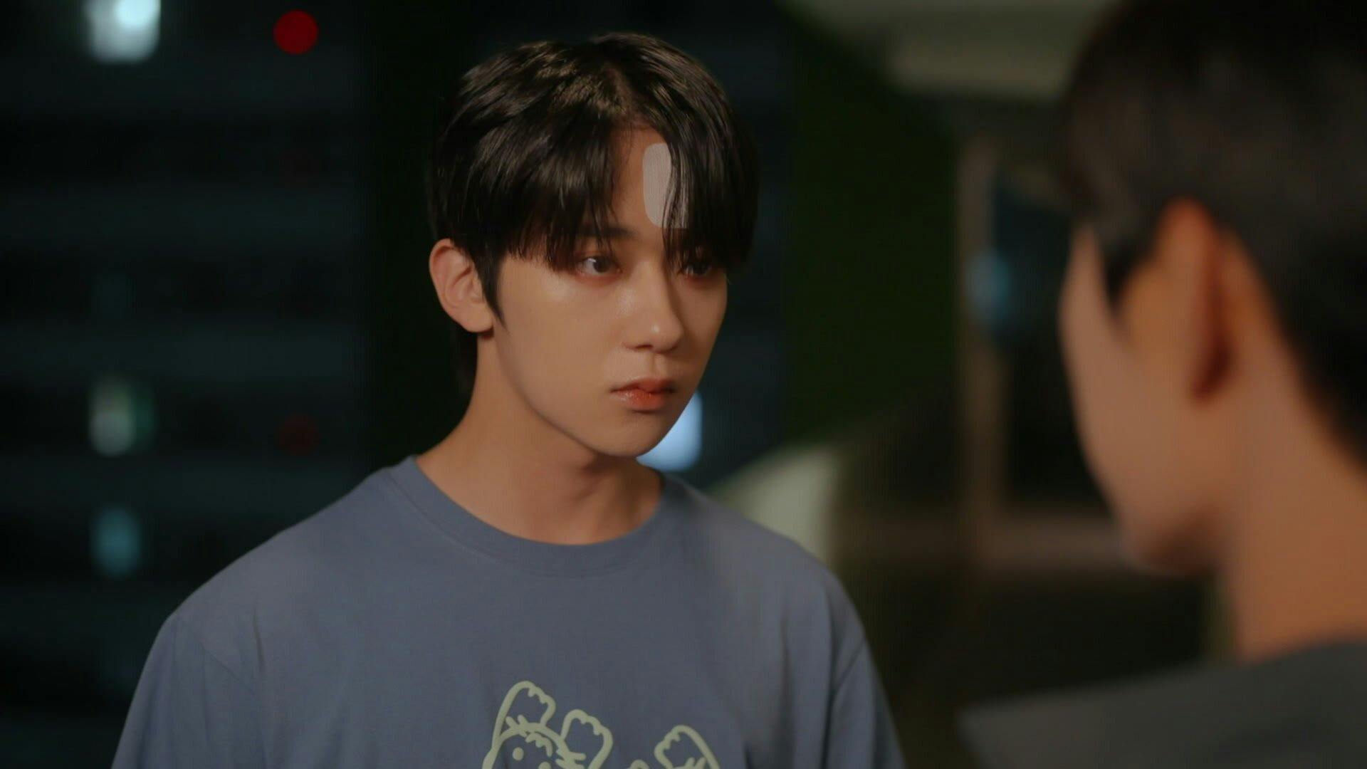 A Shoulder To Cry On - episódio 1x5