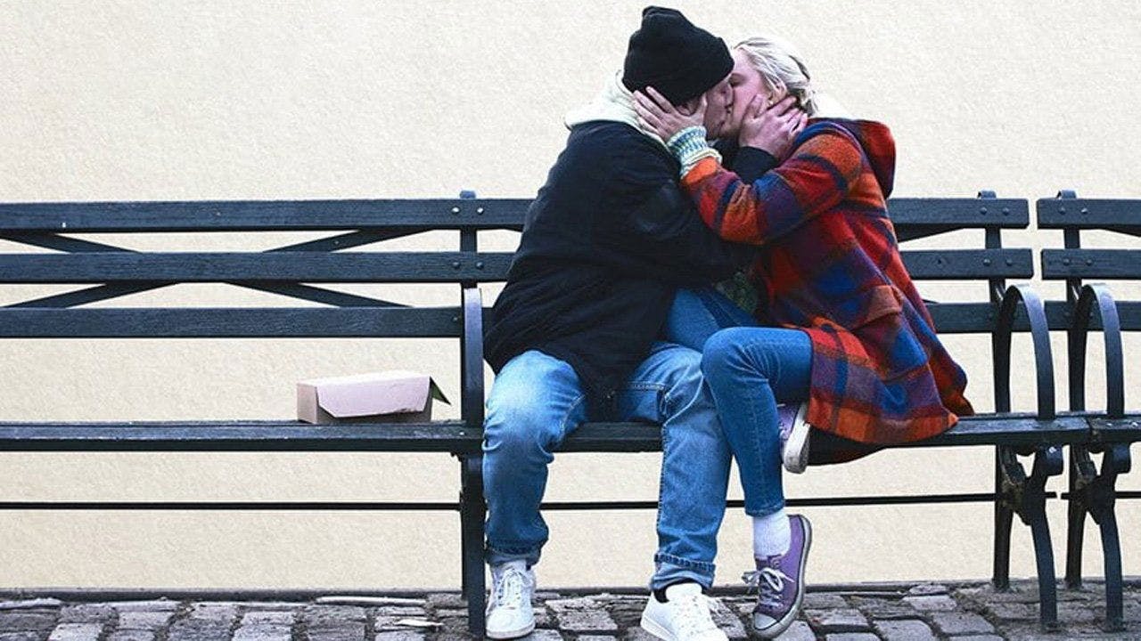 Depois de Tudo backdrop