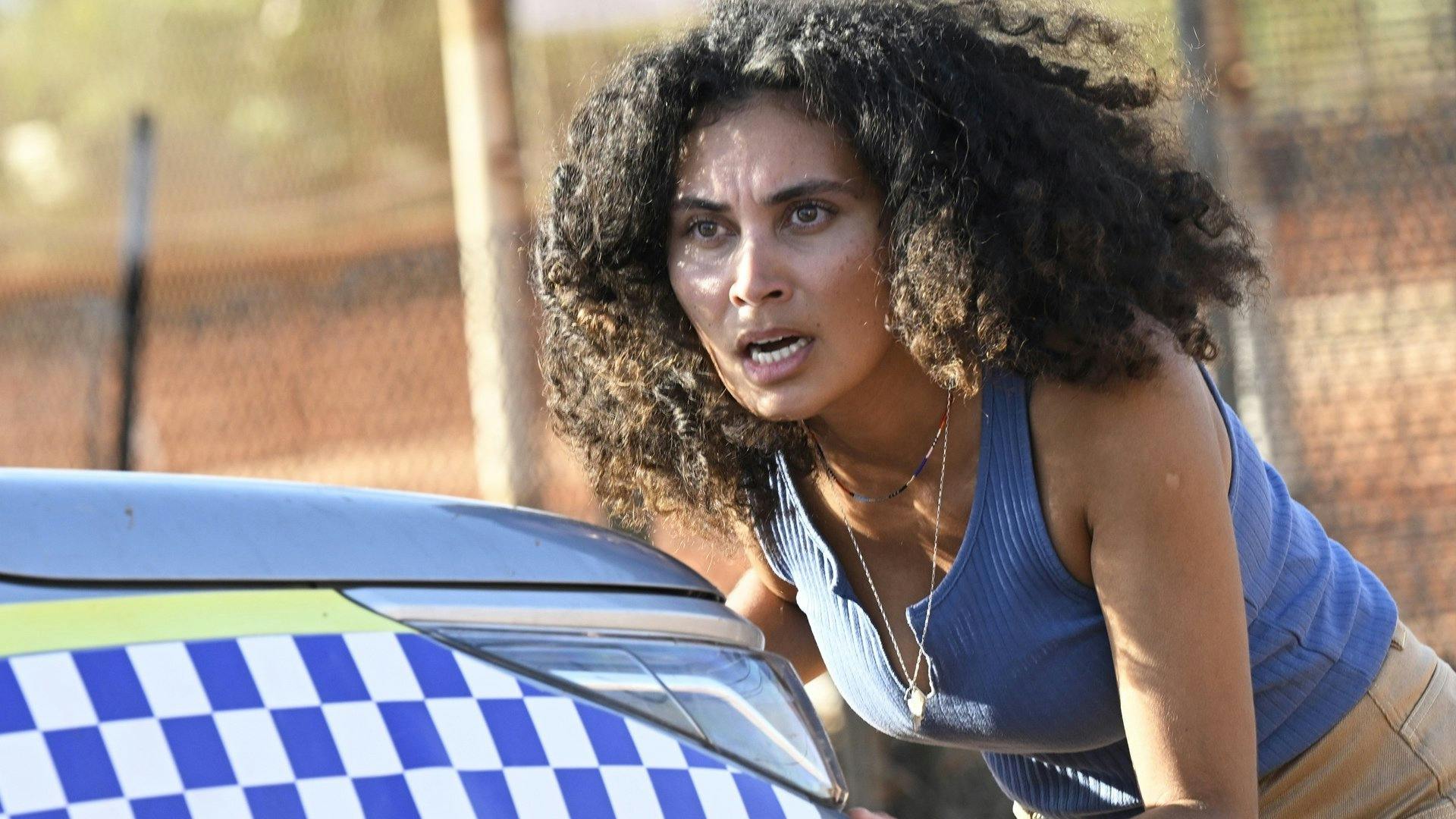 Population 11 - episódio 1x12