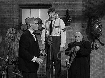 A Família Addams - episódio 1x8