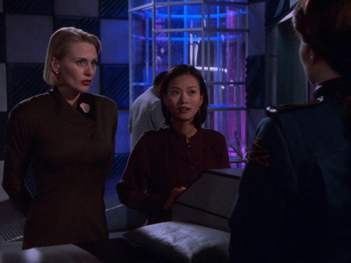 Babylon 5 - episódio 1x17