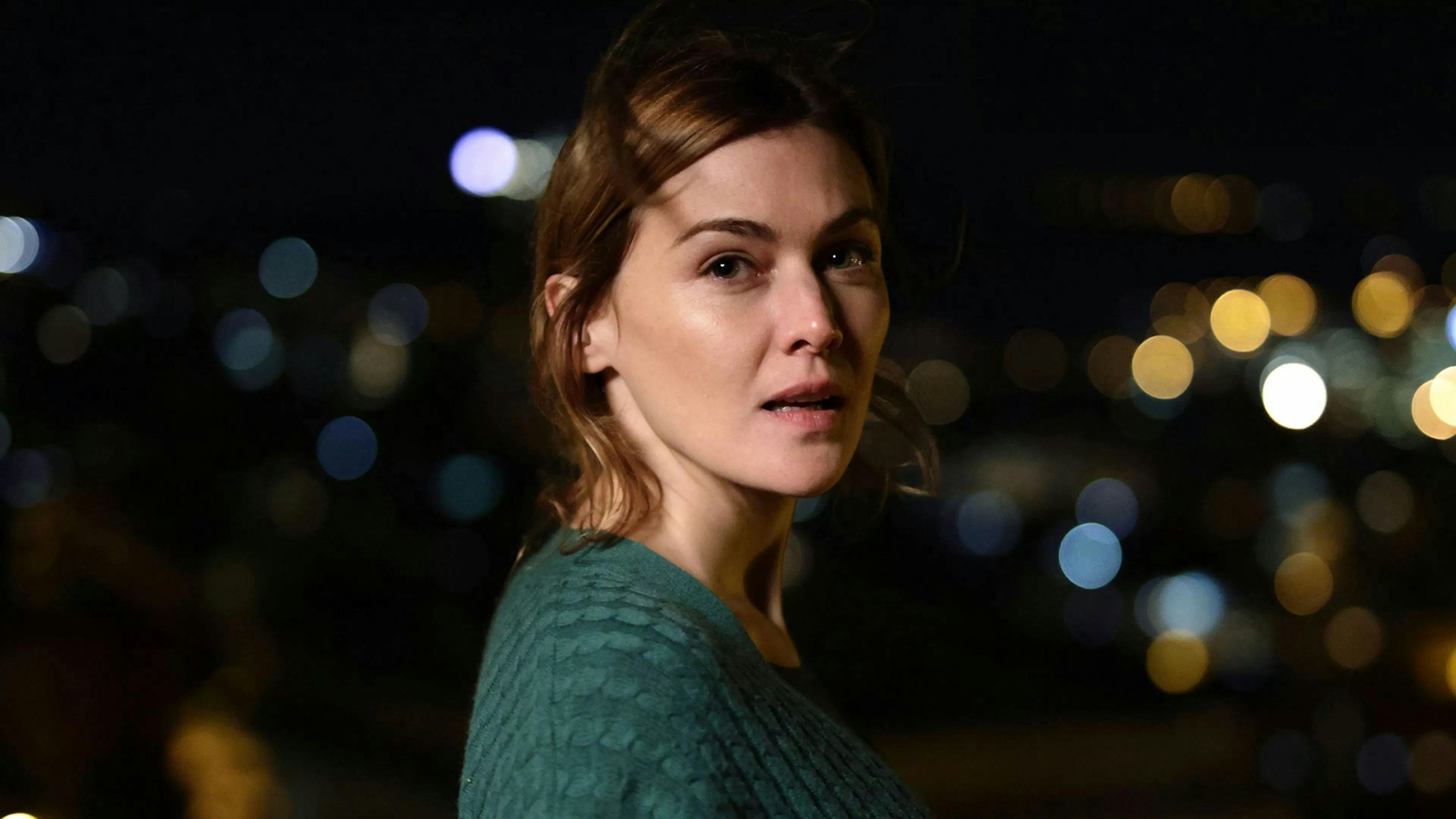 Fora de Sincronia backdrop