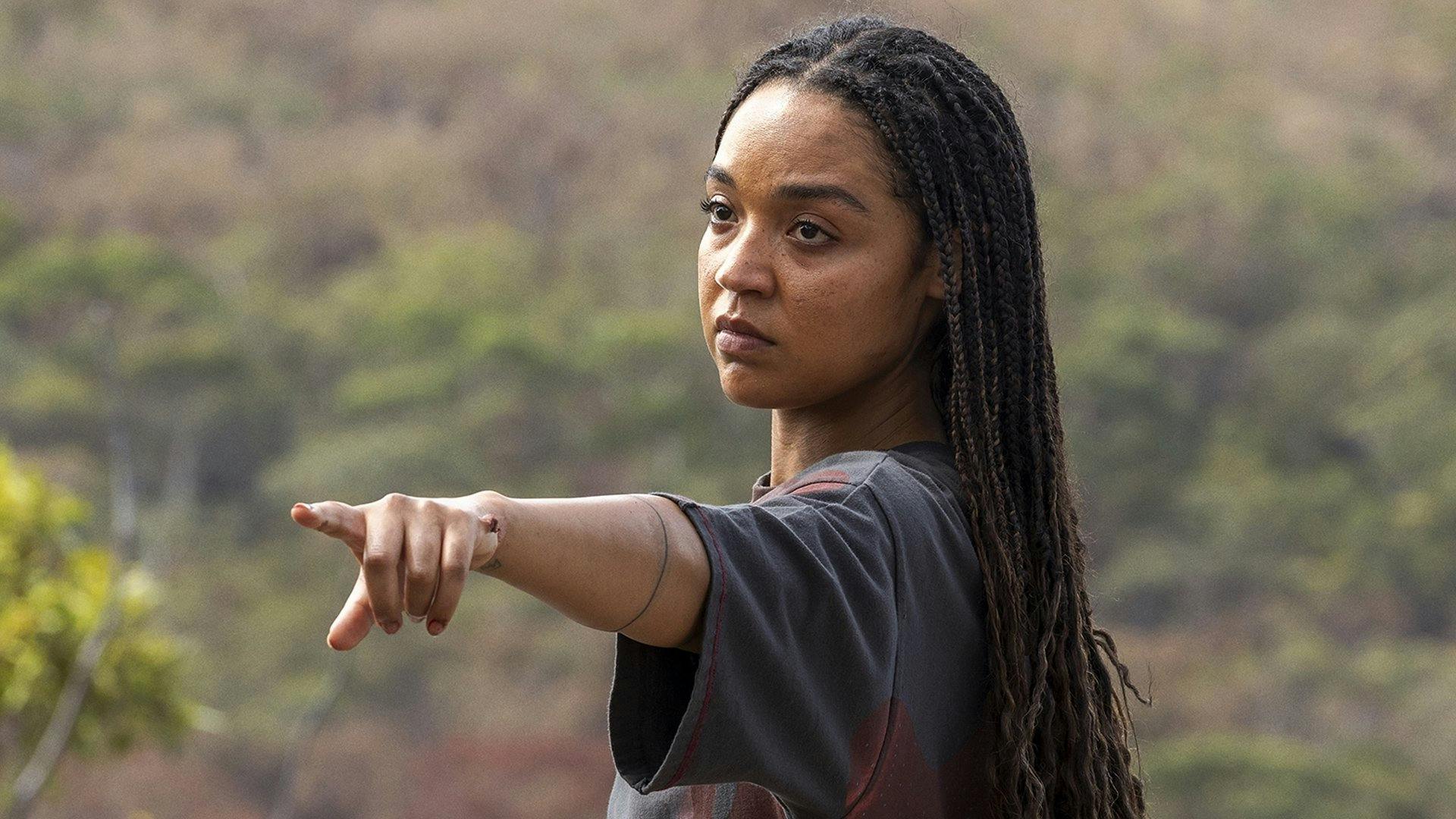 Watching You - episódio 1x5