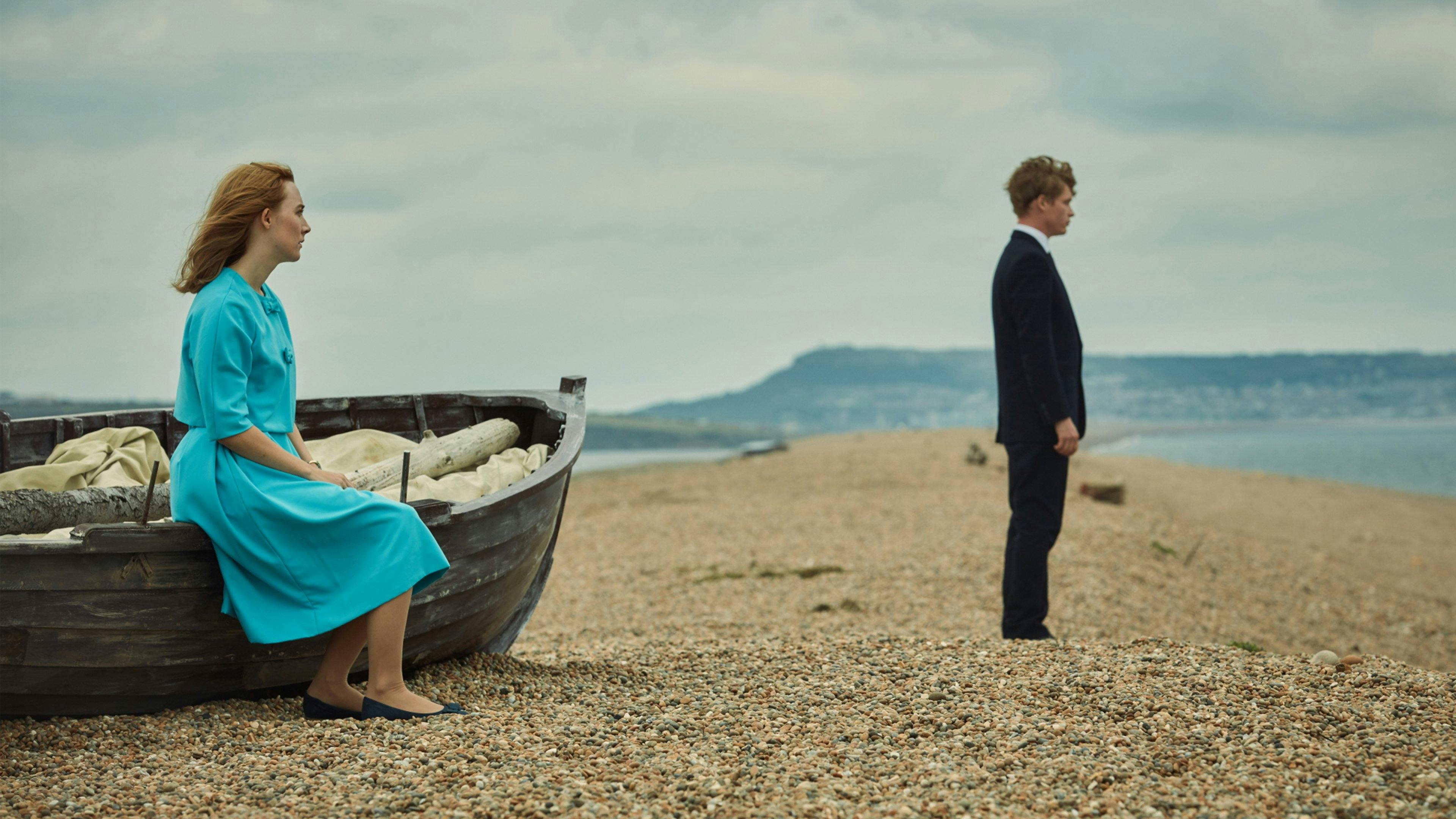 Na Praia de Chesil backdrop