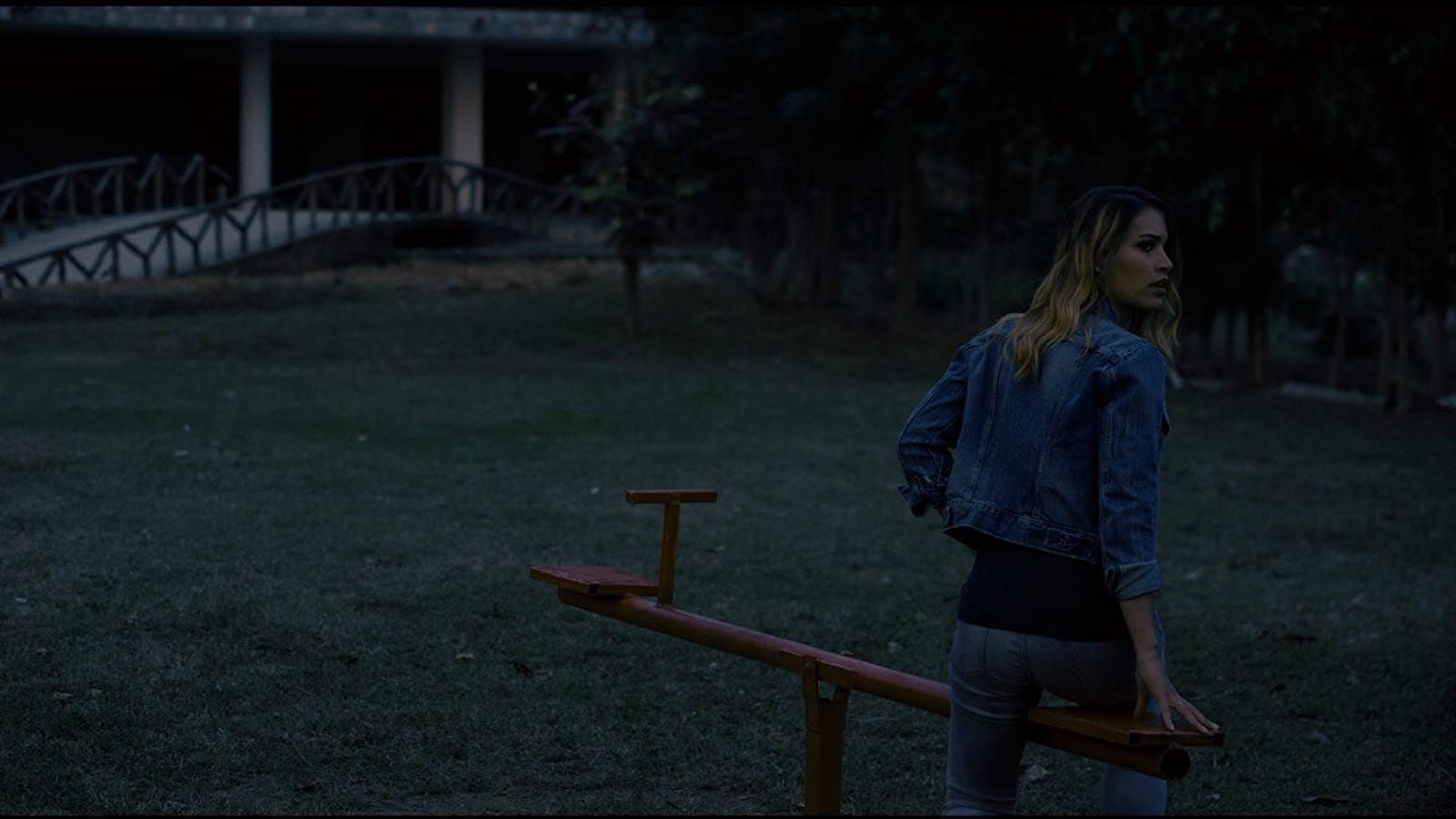 O Segredo da Floresta backdrop