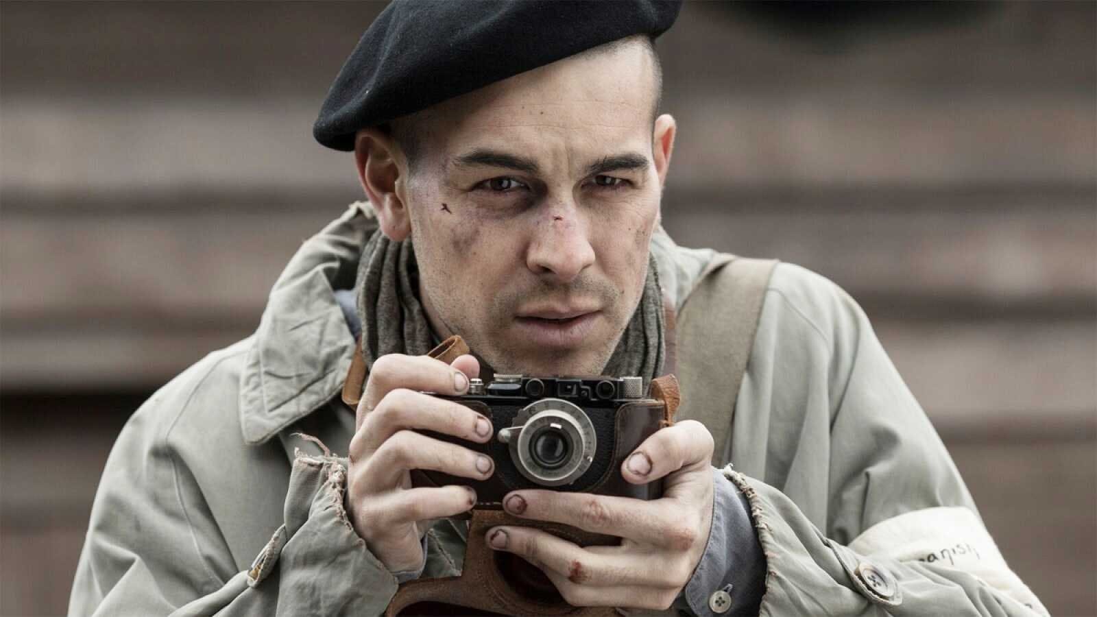O Fotógrafo de Mauthausen backdrop