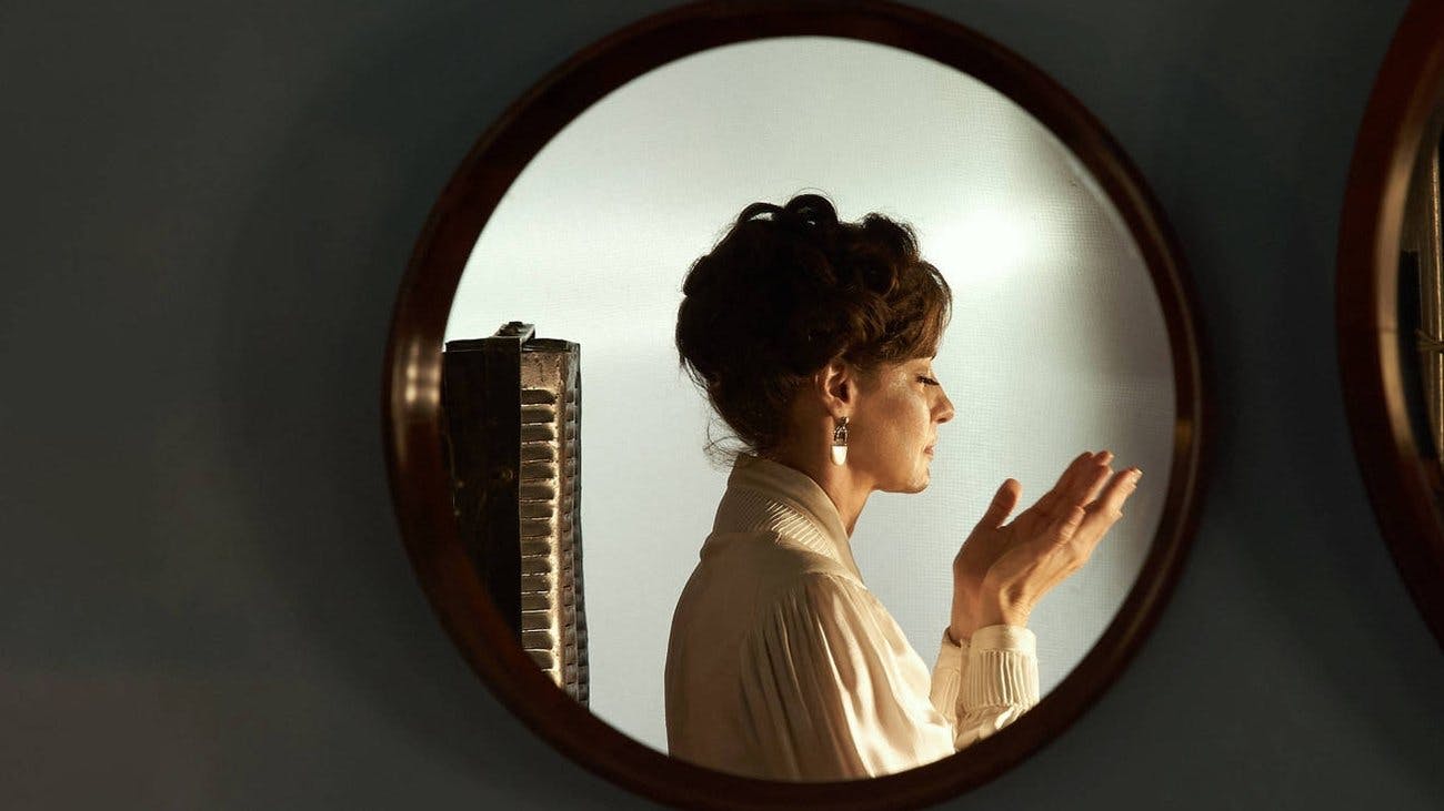 A Paixão Segundo G.H. backdrop