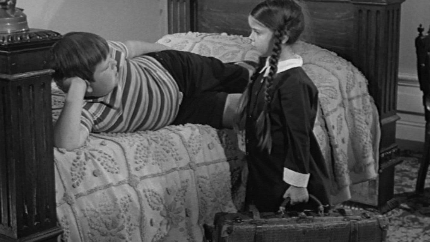 A Família Addams - episódio 1x10