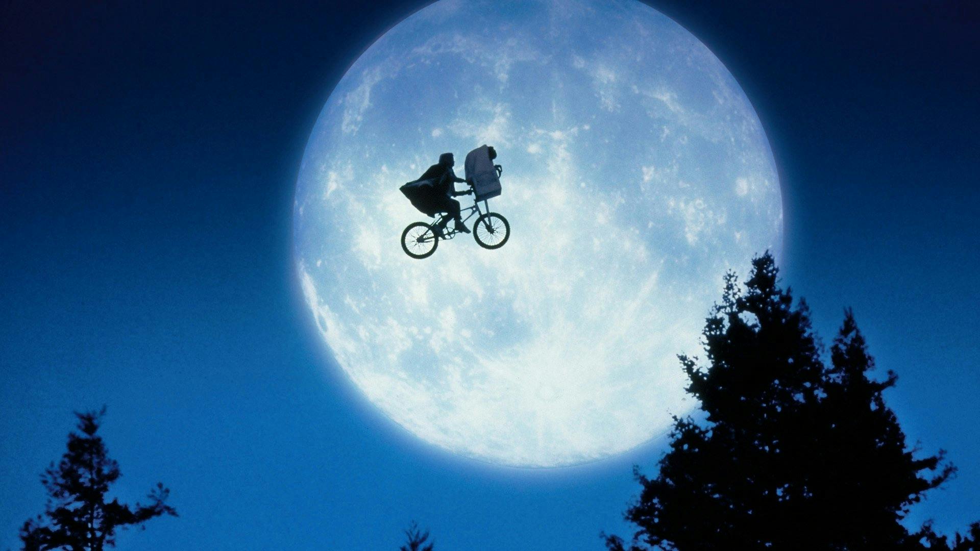E.T.: O Extraterrestre backdrop