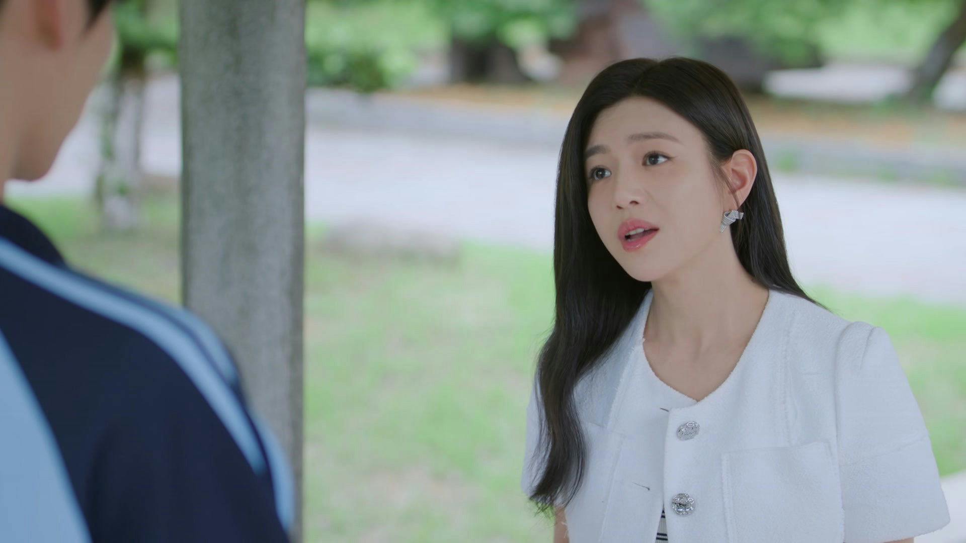 Sniper Butterfly - episódio 1x9