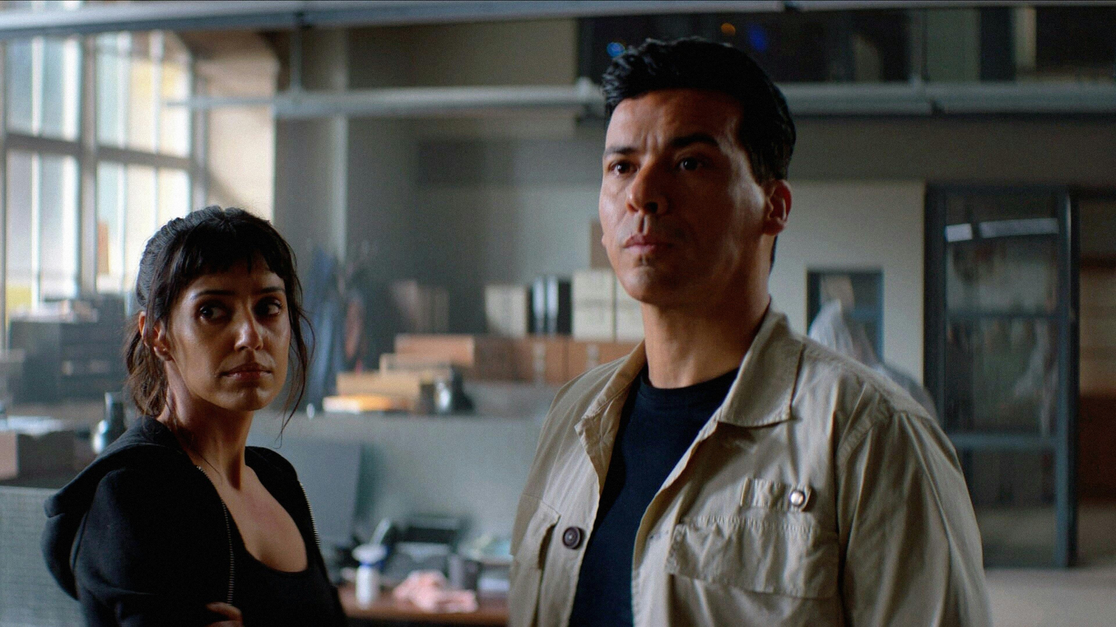 Invasão a Paris - episódio 1x6