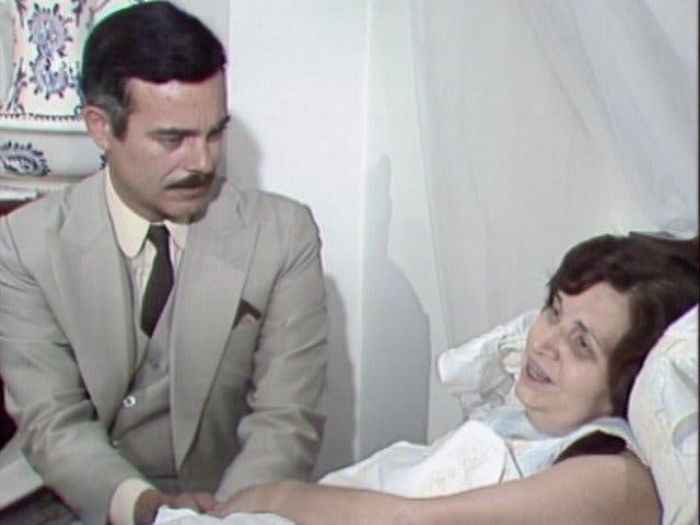 A Sucessora - episódio 1x84
