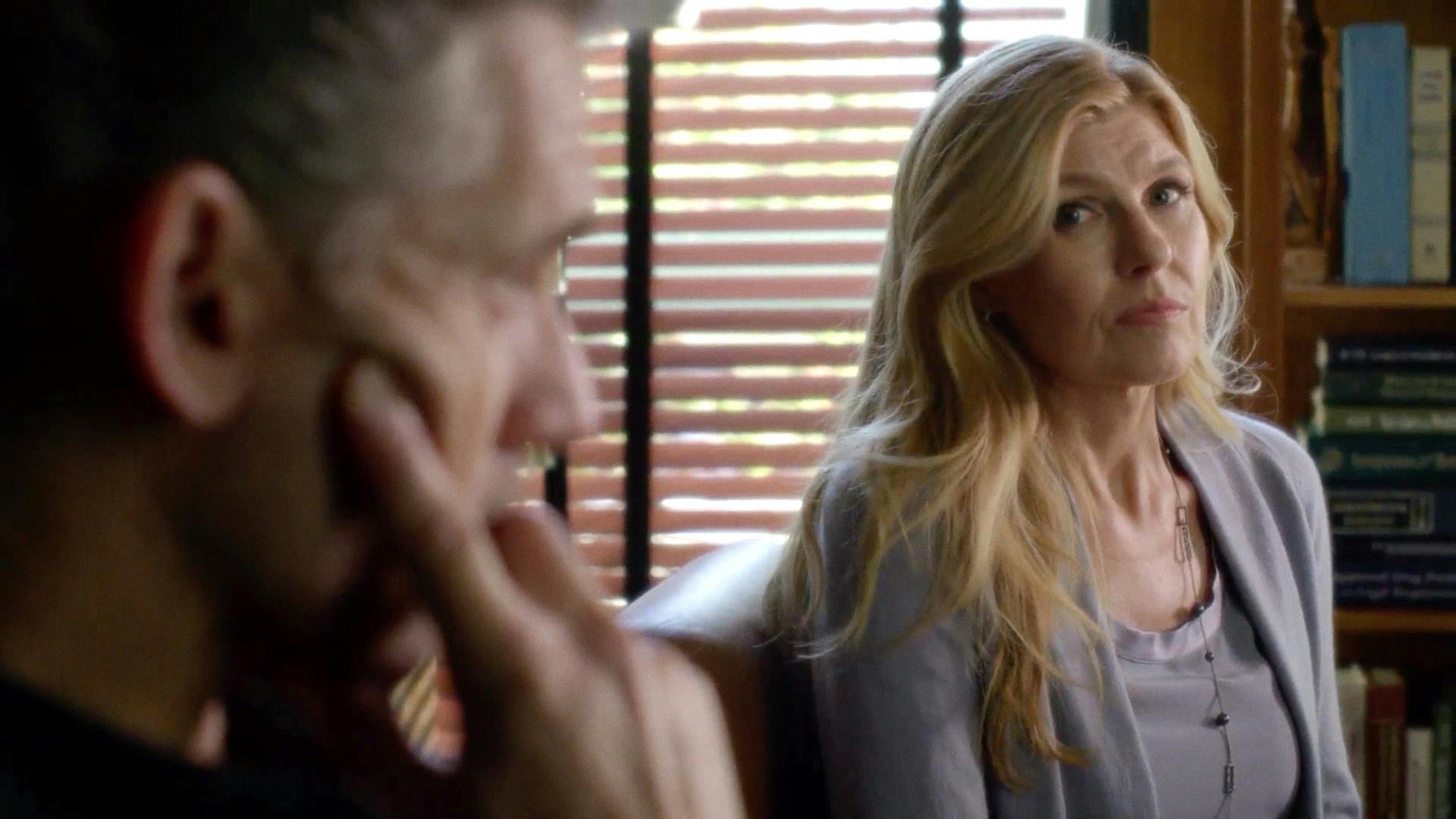 Dirty John: O Golpe do Amor - episódio 1x5