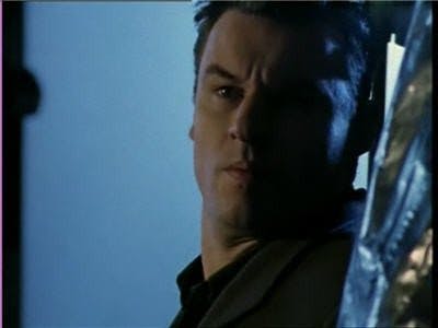 Bugs - episódio 1x6