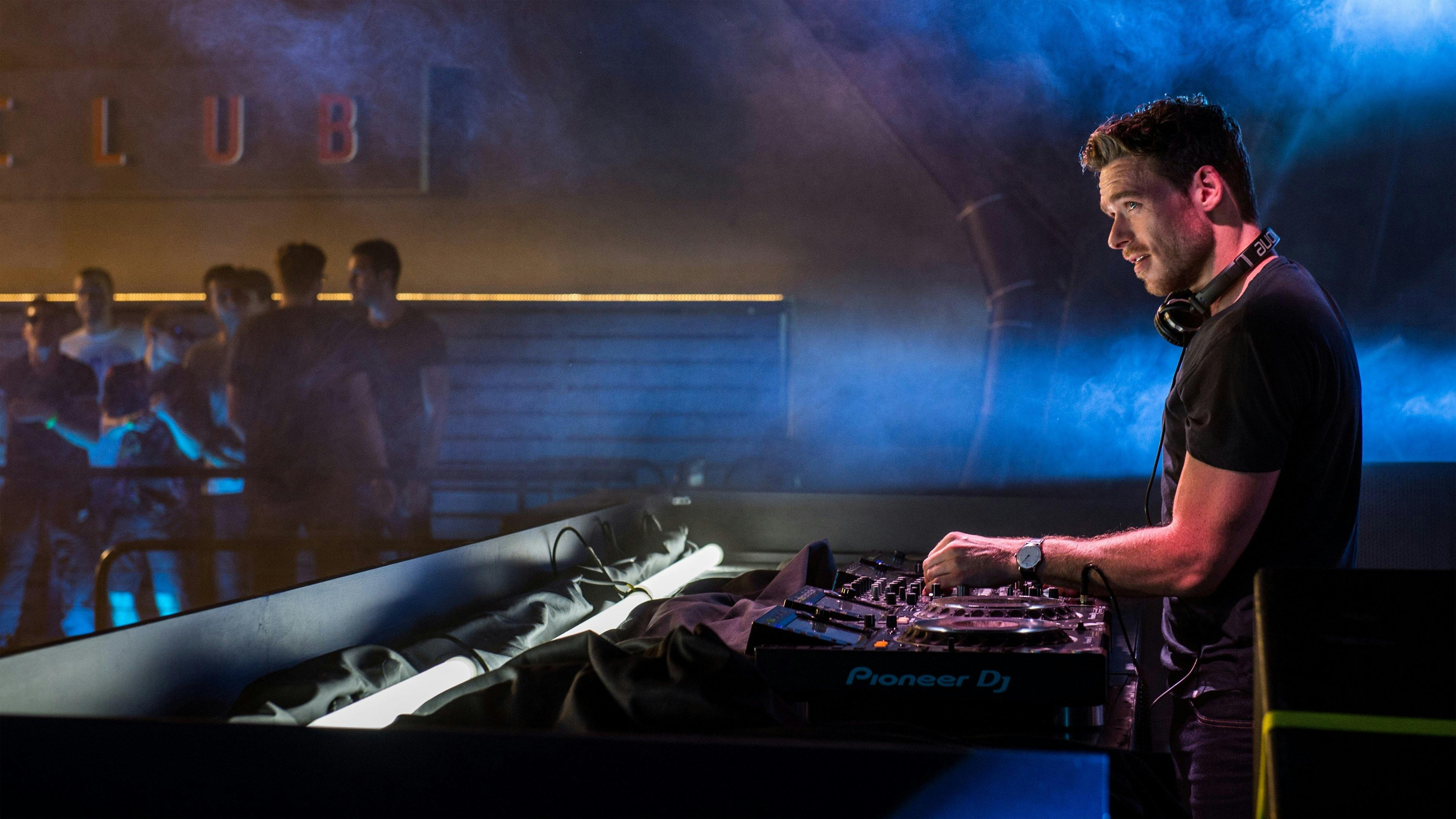 Ibiza: Tudo pelo DJ backdrop