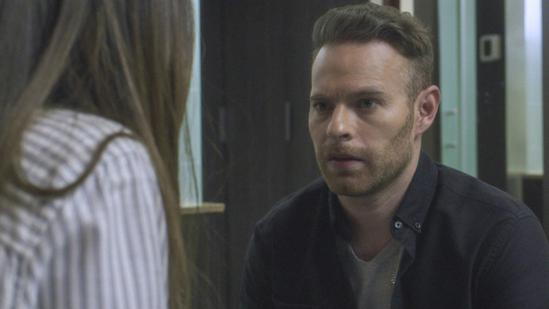 Falsa Identidade - episódio 1x86