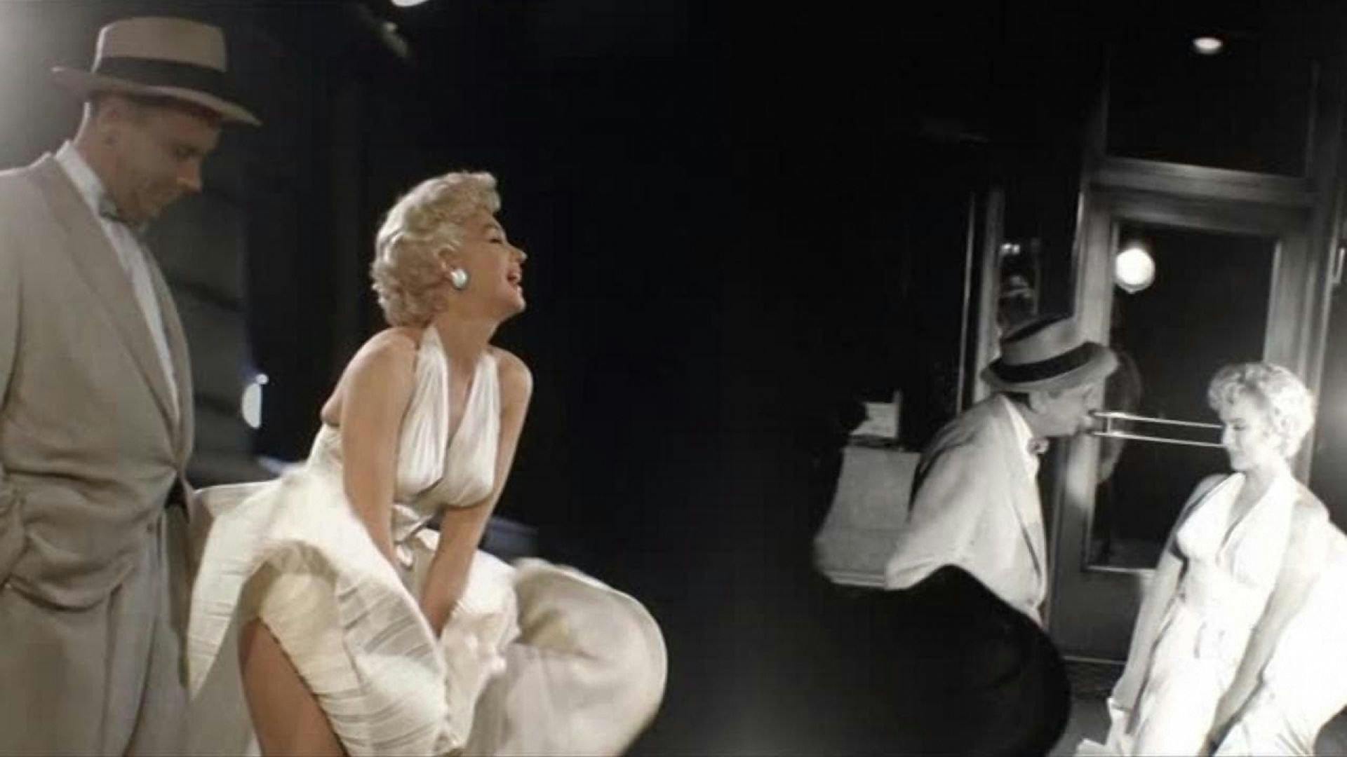 Com Amor, Marilyn backdrop